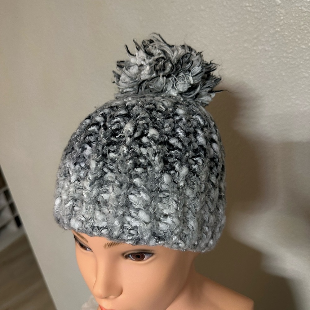 Black gray white knitted hat with sequins